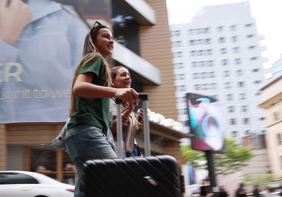 'K컬처 열풍'에 1분기 방한객 476만명 '역대최대'