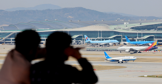 미국 왕복 112만원···유류할증료 역대 최대치 등극