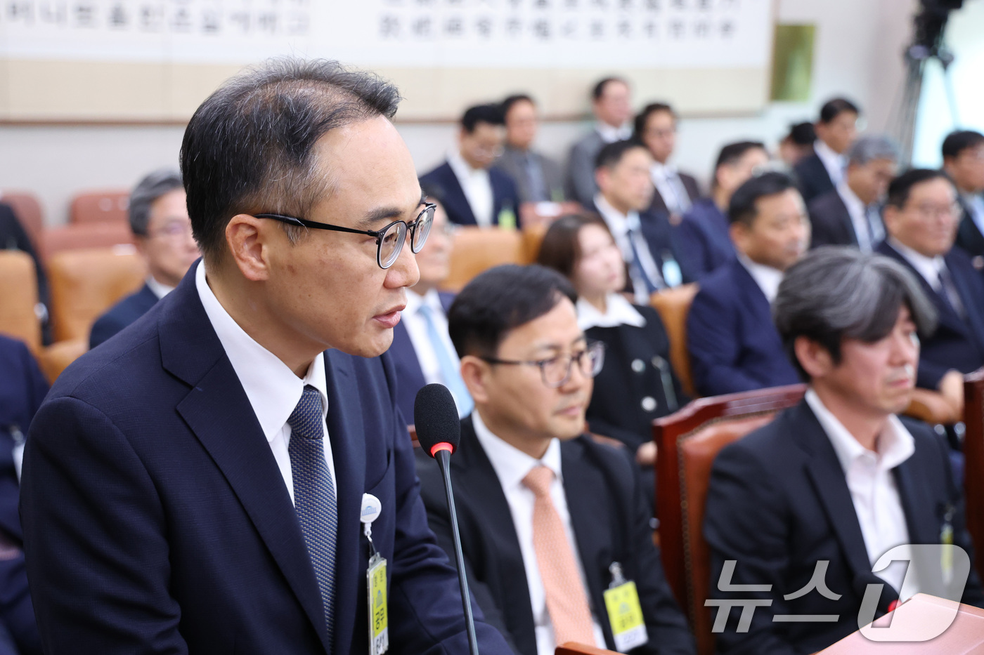 (서울=뉴스1) 신웅수 기자 = 이원석 전 검찰총장이 16일 서울 여의도 국회 윤석열정권정치검찰조작기소의혹사건진상규명국정조사특별위원회에서 열린 대장동·김용 전 민주연구원 부원장·위 …