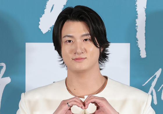 하트 그리는 신승호