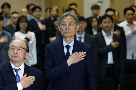 방미심위 첫 인사 단행…평직원 승급·실국장급 인사