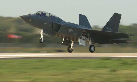 노루-스텔스·KCC-내열…KF-21 양산 1호기에 보이지 않는 기술 경쟁