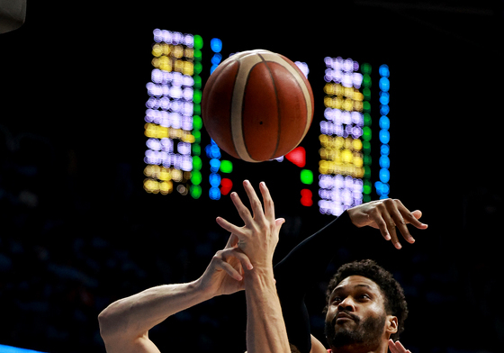 한치의 양보도 없는 고양 소노와 서울 SK