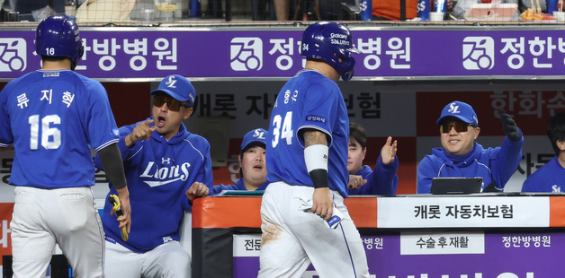 박진만 감독 웃음꽃 활짝