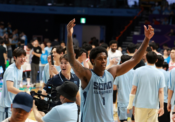 기뻐하는 나이트