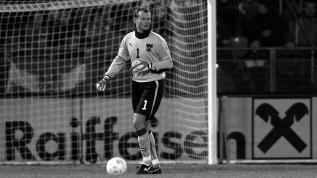 아스널·유벤투스·리버풀서 뛰었던 마닝거, 교통사고로 사망