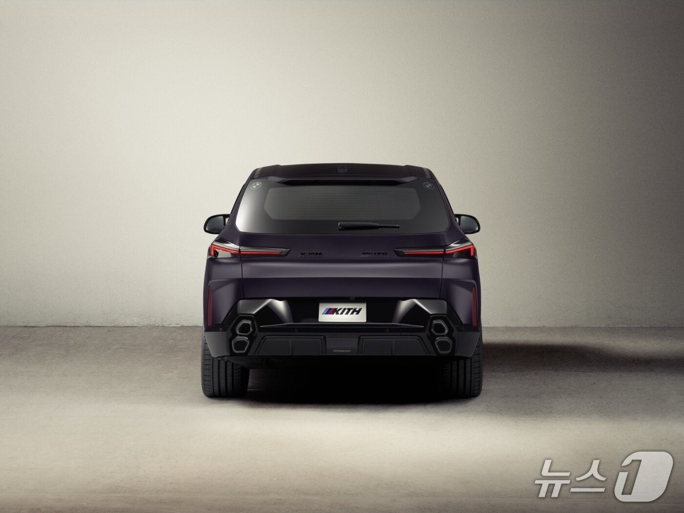 본문 이미지 - BMW XM 레이블 KITH 에디션(BMW코리아 제공)