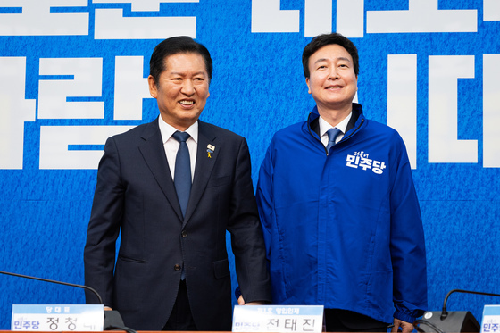 與, '1호 인재'로 전태진 변호사 영입…정청래 "문무 겸비한 덕장"(종합)