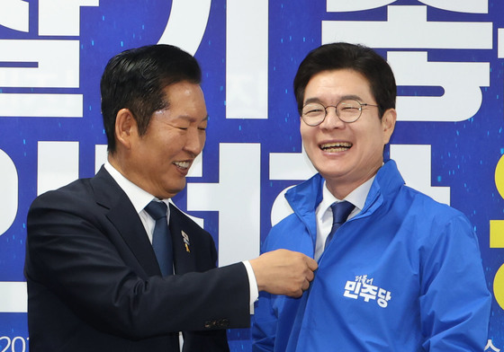 당 점퍼 입은 정원오 후보