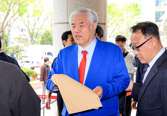 검찰, '코로나 때 불법 집회' 전광훈 2심서 징역 4년 구형
