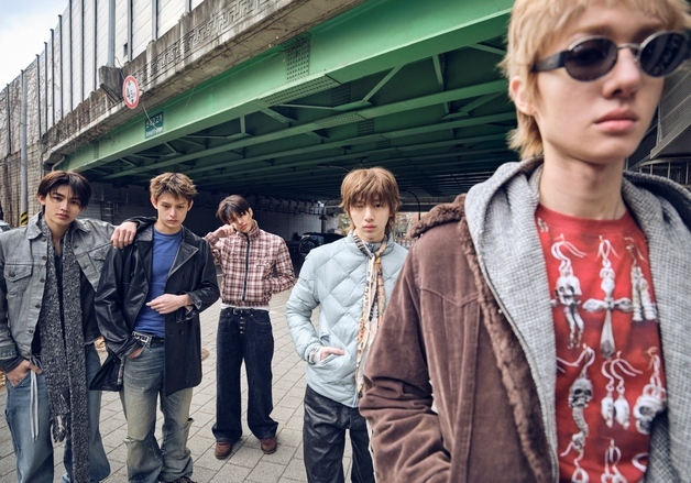 코르티스, BTS·TXT 잇는 빅히트의 흥행 돌풍…커버 숏츠도 화제