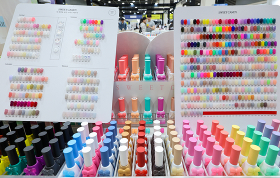 '어떤 색을 고를까'