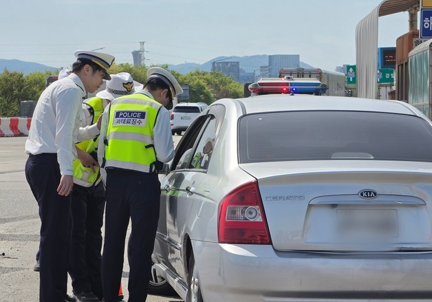 "회사 차라서요" 체납 차량 합동단속 10분 만에 '적발 또 적발'