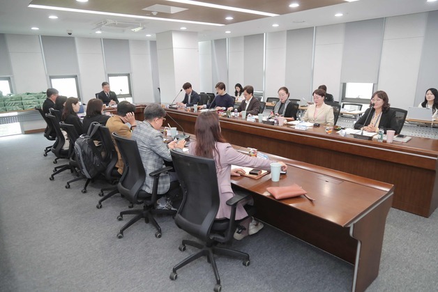 춘천 체류형 관광 본격화…관광정책 자문단 회의 개최