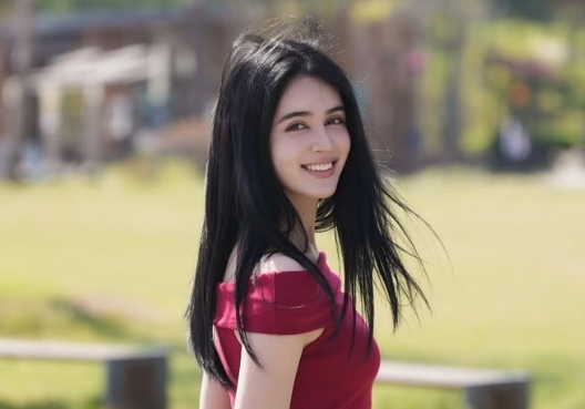 '韓 7억 지원 반대' 미스 이란, 글 지우더니…돌연 "감사드린다" 뭔 사연?