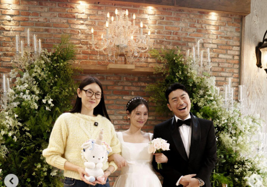 이시언♥서지승, 만삭 화보 촬영에 한혜진도 왔다…"행복한 순간" [N샷]