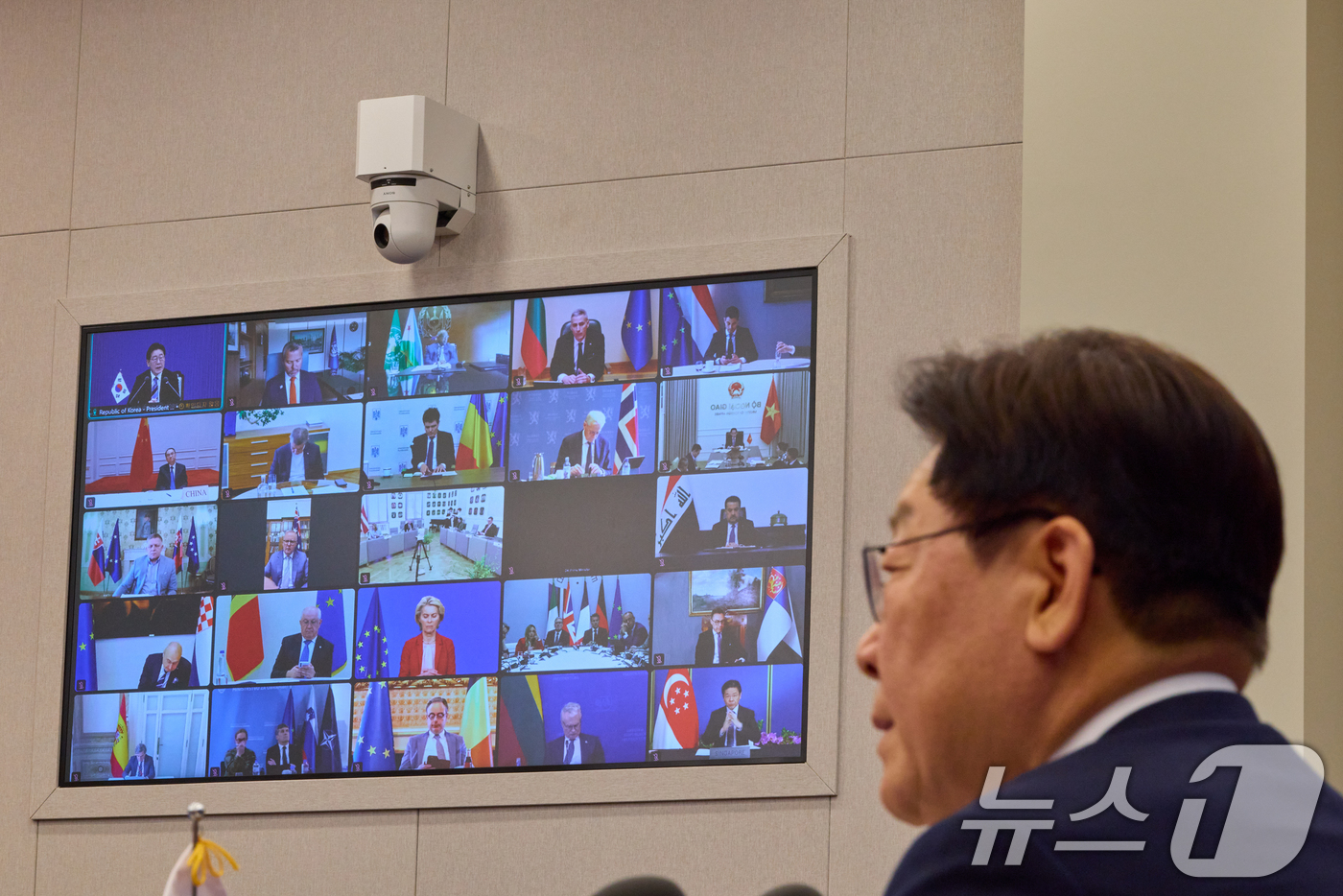 (서울=뉴스1) 허경 기자 = 이재명 대통령이 17일 청와대에서 프랑스와 영국 주도로 열린 '호르무즈 해협 자유항행' 정상회의에 참석해 발언하고 있다. (청와대 제공. 재판매 및 …