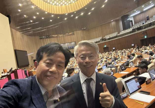 민형배 "광주 광역의원 정수조정 4명 그쳐…찬성 어렵다"