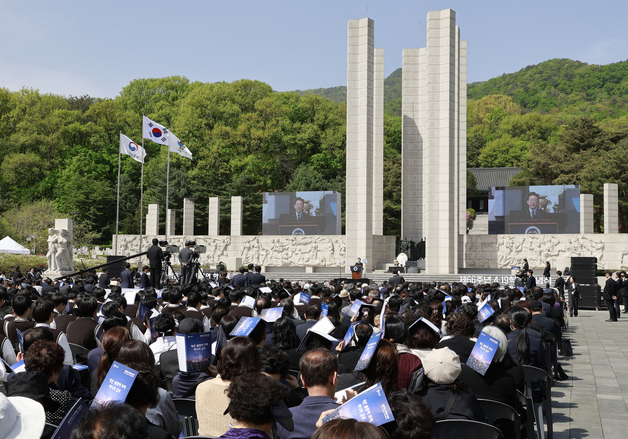 이재명 대통령, 4·19혁명 기념사