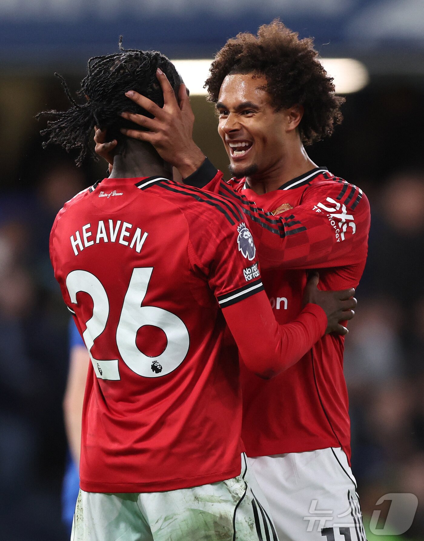 본문 이미지 - 기뻐하는 맨체스터 유나이티드 선수들. ⓒ 로이터=뉴스1