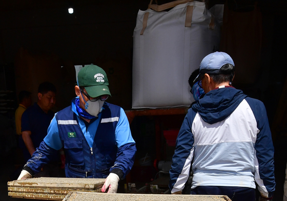 모판 준비 바쁘다 바빠