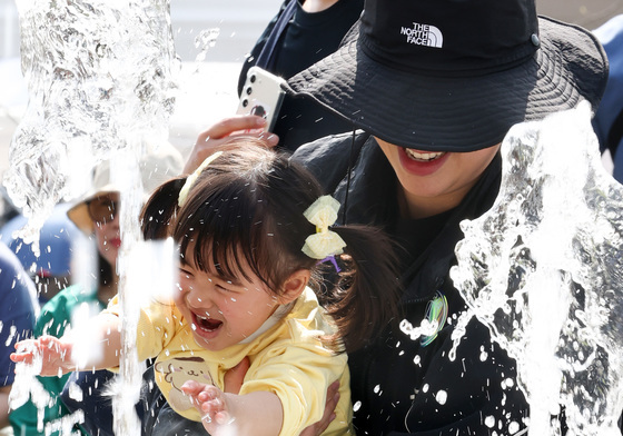 30도 육박하는 날씨