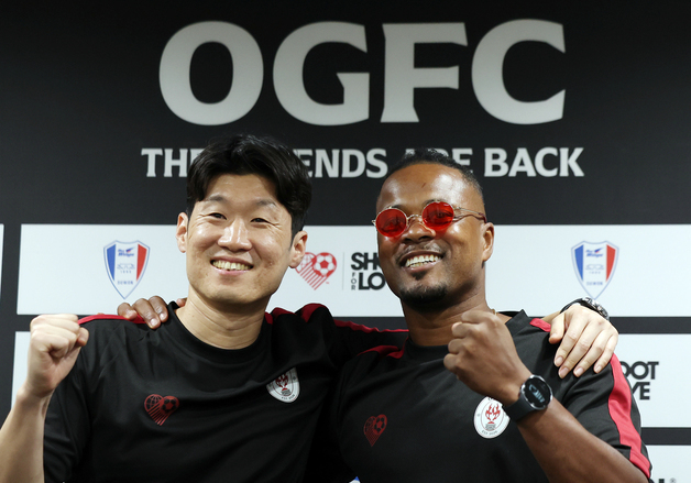 박지성·에브라, 다시 그라운드에서 함께 뛰어요