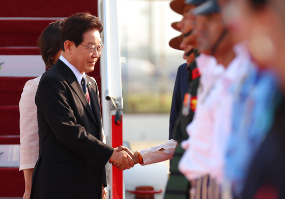 인도 뉴델리 도착한 이재명 대통령