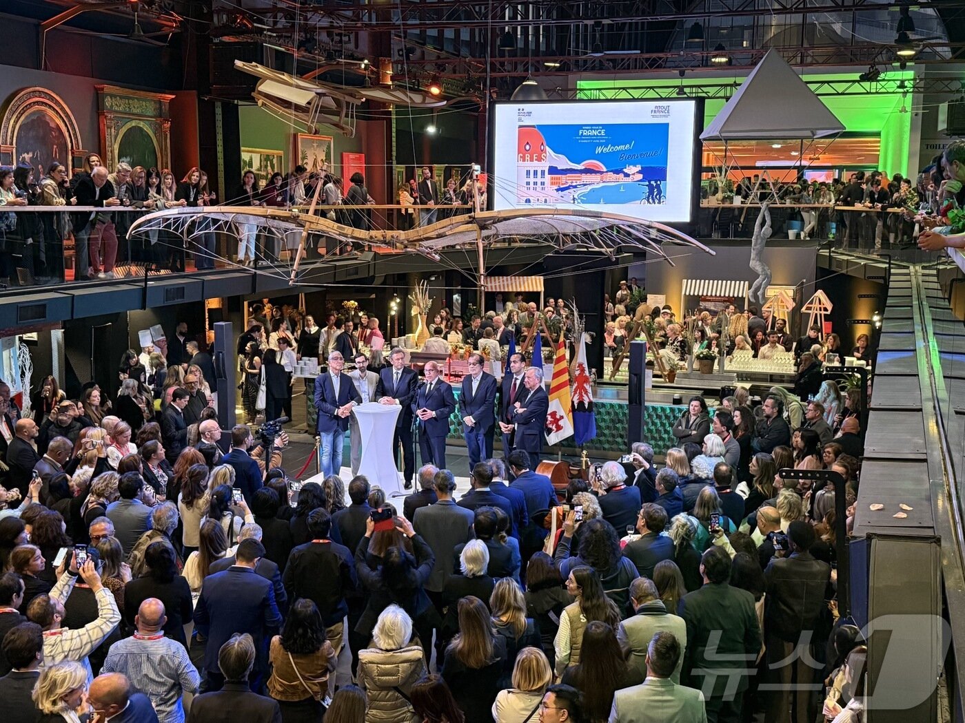 본문 이미지 -  '가르 뒤 쉬드'(Gare du Sud)는 과거 기차역이었던 유서 깊은 공간을 개조한 니스의 대표적 복합문화공간이다. ⓒ 뉴스1 윤슬빈 관광전문기자