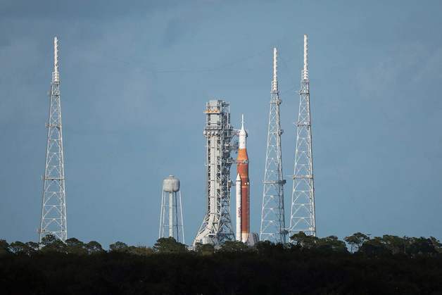 [속보] 54년 만에 다시 달로…아르테미스 2호 발사