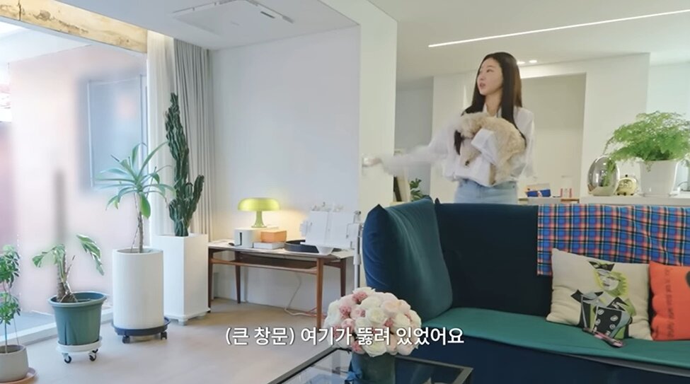 본문 이미지 - '김사랑' 유튜브 방송화면 캡처