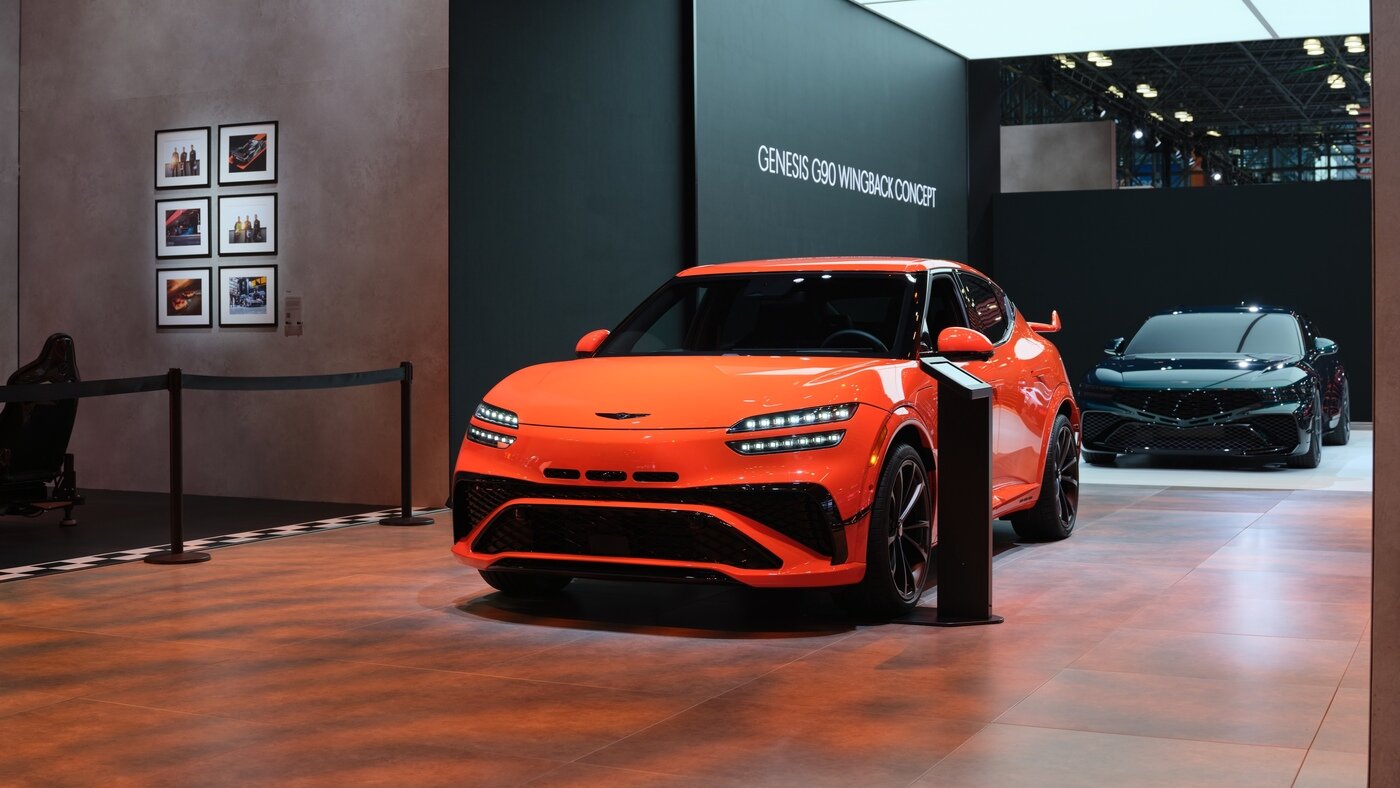 본문 이미지 - 미국 뉴욕 '제이콥 재비츠 컨벤션 센터'에서 1일(현지시각) 개막한 '2026 뉴욕 국제 오토쇼'에서 제네시스 고성능차 'GV60 마그마'가 전시된 모습(현대자동차그룹 제공). 2026.4.1.