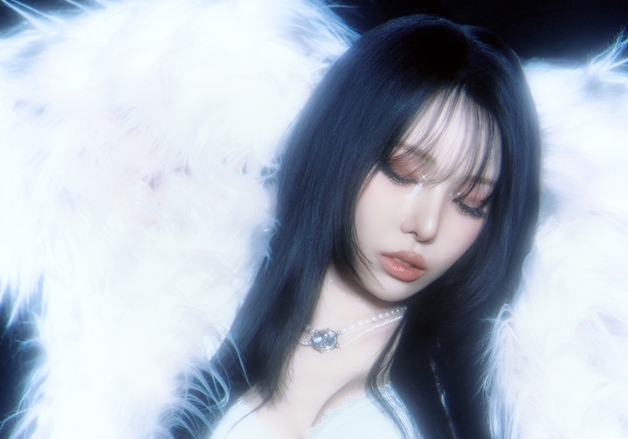 카드 전소민, 본격 솔로 데뷔…한계 없는 음악 스펙트럼 예고 [N이슈]