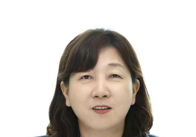 KT 최초 내부승진 여성 부사장 올라선 옥경화 "나도 30년 KT맨"