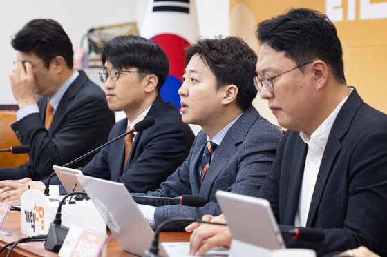 최고위원회의 모두 발언하는 이준석 개혁신당 대표