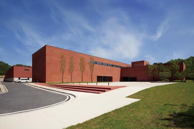 "조기 소등·일회용품 사용 최소화"…시몬스, 전사적 에너지 절약 실천