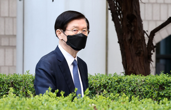 내란특검, '비화폰 삭제 의혹' 박종준 前 경호처장 징역 3년 구형