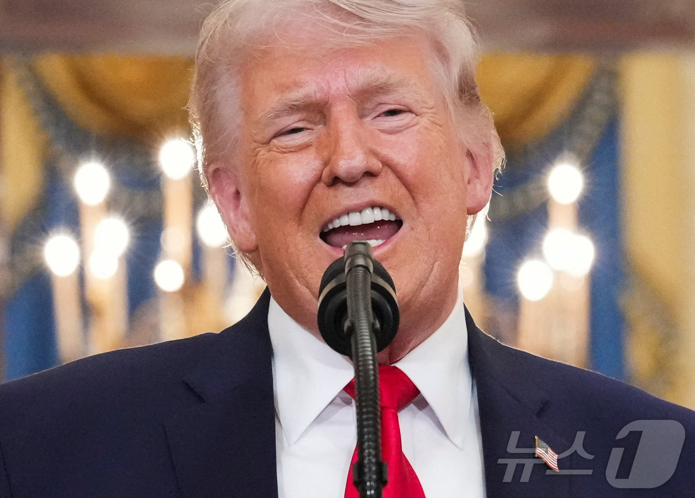 (로이터=뉴스1) 송원영 기자 = 도널드 트럼프 미국 대통령이 1일(현지시간) 미국 워싱턴 D.C. 백악관에서 이란 전쟁 관련 대국민 연설을 하고 있다. ⓒ 로이터=뉴스1ⓒ 로이터 …