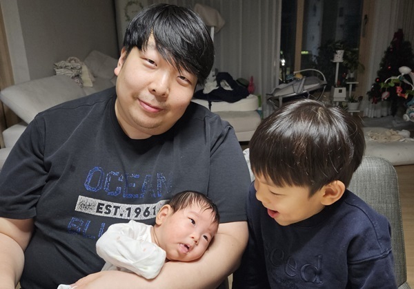 100일 딸 둔 '다둥이 아빠'…뇌사로 7명 살리고 하늘로