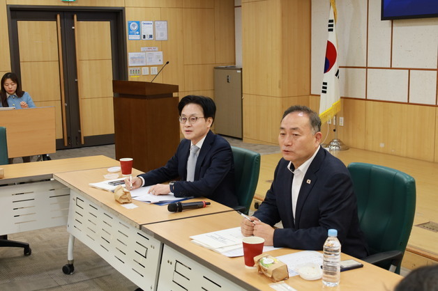 당정 "중동정세 피해 산업현장에 선제적 재정지원 필요"