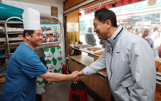 '쌍리단길' 상인 만난 오세훈 시장