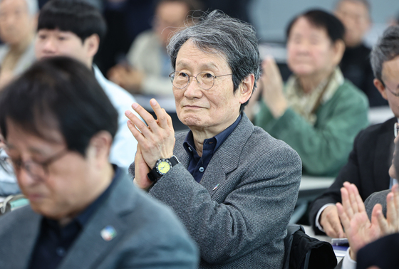 배우 문성근, 문익환 방북-4.2공동성명 37주년 기념 국제토론회 참석