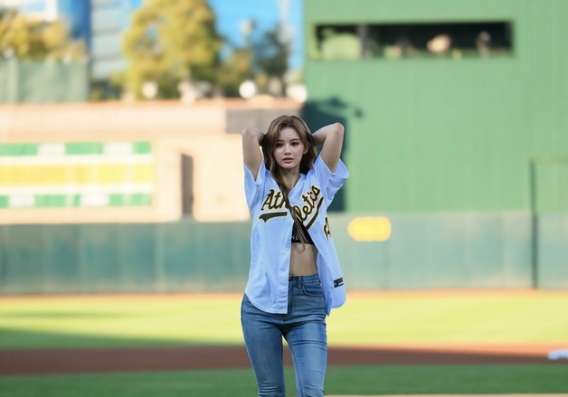 걸그룹 NMIXX 설윤, 7일 MLB 샌프란시스코 홈 경기서 시구