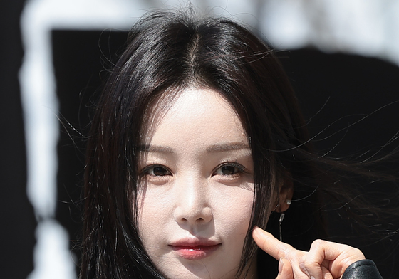 '42세' 남규리, 20대도 울고갈 꽃 미모