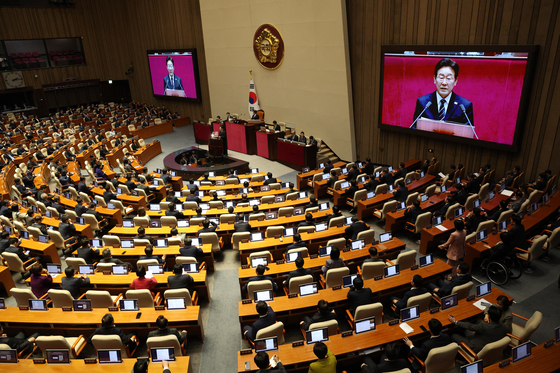 추경 시정연설 나선 이재명 대통령