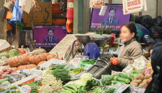 정부가 '깜깜이 지원금' 알려준다…'알림톡' 1인 자영업자 신청 1.7배↑