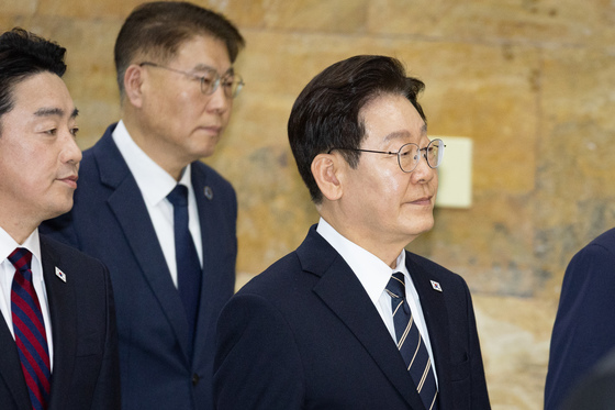 이재명 대통령, 추경 시정연설 위해 본회의장 입장