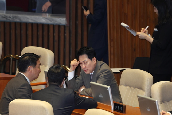 장예찬 "장동혁 거취, 부산·서울 중 한 곳 이기면 재신임투표…참패? 그때 가서"