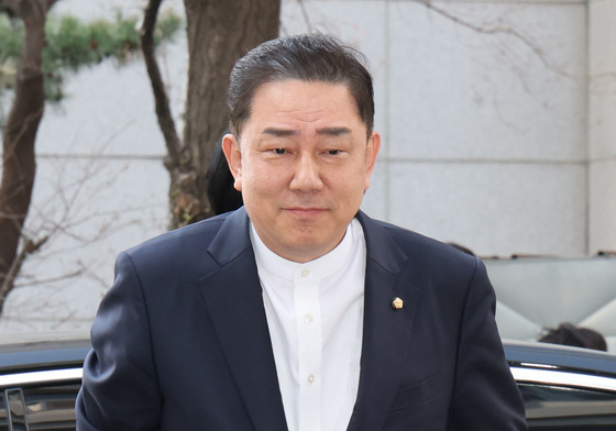 '13가지 비위 의혹' 김병기, 5차 경찰 조사 출석