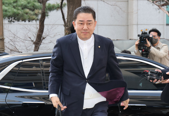 김병기, 5차 경찰 조사 출석